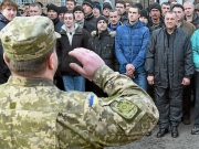 В украинском тылу продолжается агрессивная мобилизация, местные жители практически объявили военкомам войну